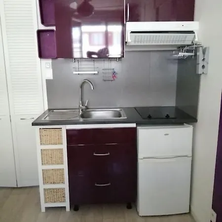 Pas Cher En Bord De Avec Piscine