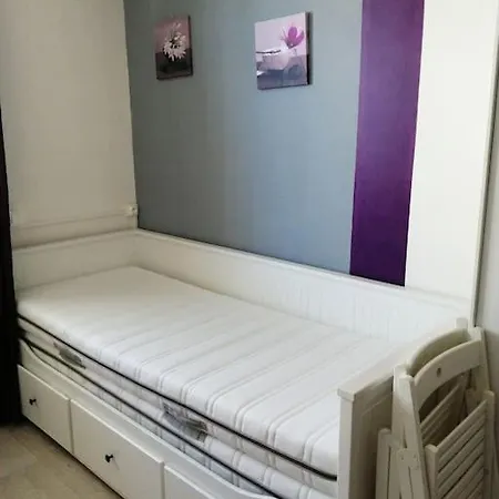 Pas Cher En Bord De Avec Piscine Apartment *